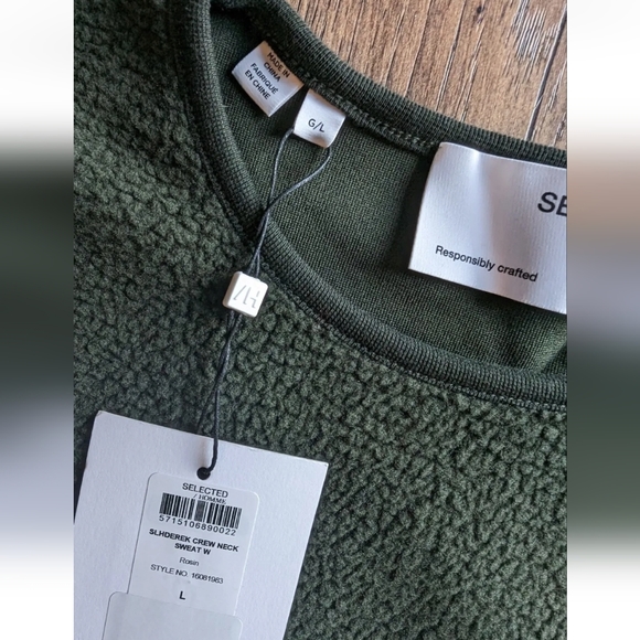 Selected / Homme Derek Crew Neck Sweatshirt Rosin Green Size Large NWT 100% Poly - Picture 5 of 16